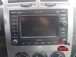 Usagé Radio Jeep Compass (MK49) 2.4 16V 4x4 Prix sur demande proposé par Rooie Ben autodemontage