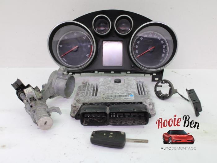 Used Ignition lock + computer Opel Insignia 2.0 CDTI 16V 130 Ecotec Price € 150,00 Margin scheme offered by Rooie Ben autodemontage