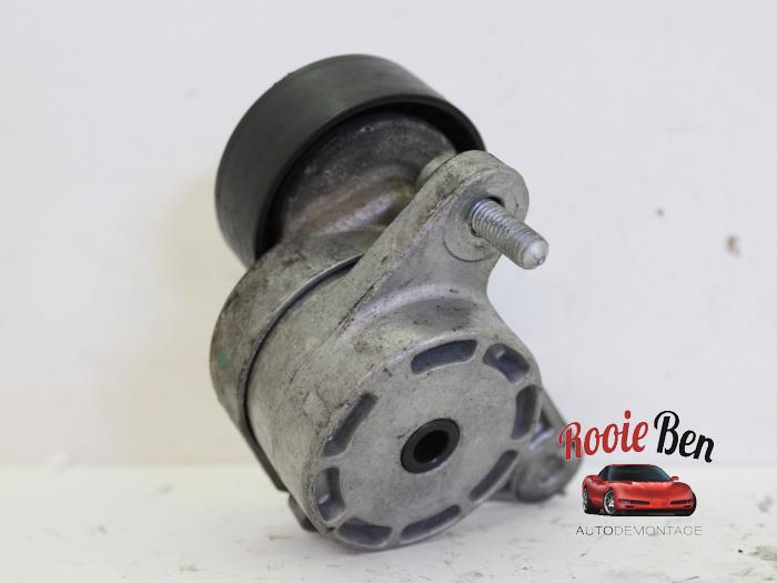 Drive belt tensioner from a Volkswagen Caddy IV 2.0 TDI 75 2019