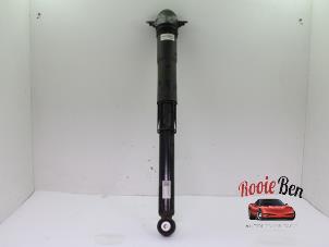 Used Rear shock absorber, right Volkswagen Golf VII Variant (AUVV) 1.6 TDI BlueMotion 16V Price on request offered by Rooie Ben autodemontage