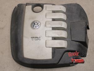 Used Engine cover Volkswagen Touareg (7LA/7L6) 2.5 TDI R5 Price on request offered by Rooie Ben autodemontage
