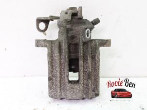 Used Rear brake calliper, right Volkswagen Polo IV (9N1/2/3) 1.9 TDI 100 Price € 35,00 Margin scheme offered by Rooie Ben autodemontage