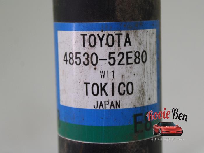 Amortyzator lewy tyl z Toyota Urban Cruiser 1.33 Dual VVT-I 16V 2WD 2011