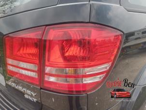 Używane Tylne swiatlo pozycyjne prawe Dodge Journey 2.4 16V Cena na żądanie oferowane przez Rooie Ben autodemontage