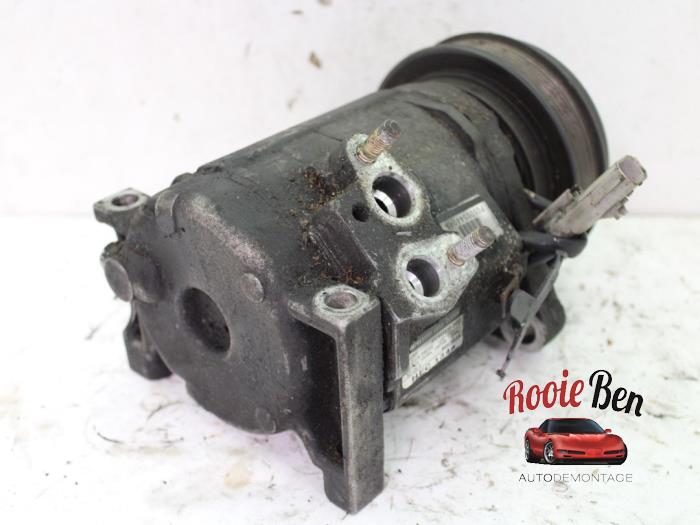 Air conditioning pump from a Chrysler Voyager/Grand Voyager 3.3i V6 1999