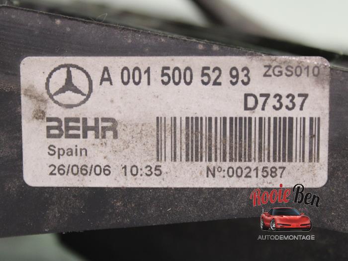 Aleta de refrigeración de un Mercedes-Benz Vito (639.6) 2.2 111 CDI 16V 2006