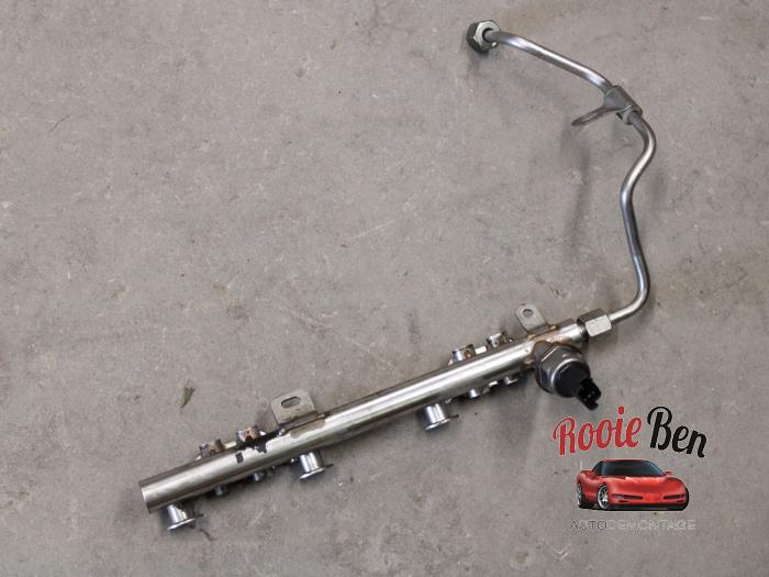 Usagé Système d'injection Renault Captur I (2R) 1.2 TCE 16V EDC Prix € 25,00 Règlement à la marge proposé par Rooie Ben autodemontage