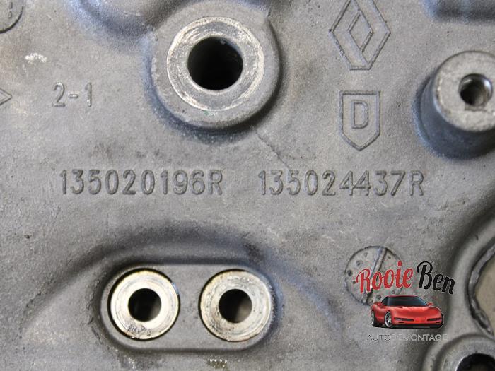 Timing cover from a Renault Captur (2R) 1.2 TCE 16V EDC 2014
