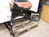 Front wing, left from a Dodge Ram 3500 Standard Cab (DR/DH/D1/DC/DM) 3.7 V6 1500 4x4 Crew Cab 2006