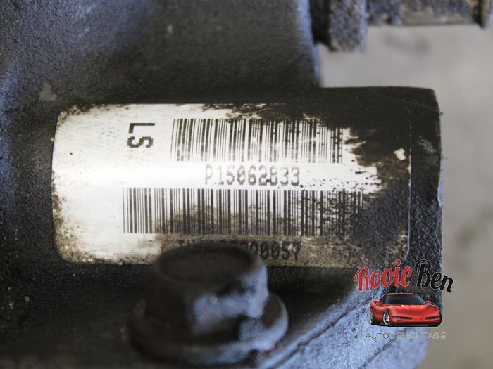 Steering box Chevrolet Avalanche 5.3 1500 V8 4x4 - P15062833 OEM