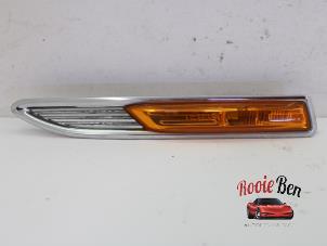 Used Indicator, left Ford Mondeo IV Wagon 2.0 16V Price on request offered by Rooie Ben autodemontage