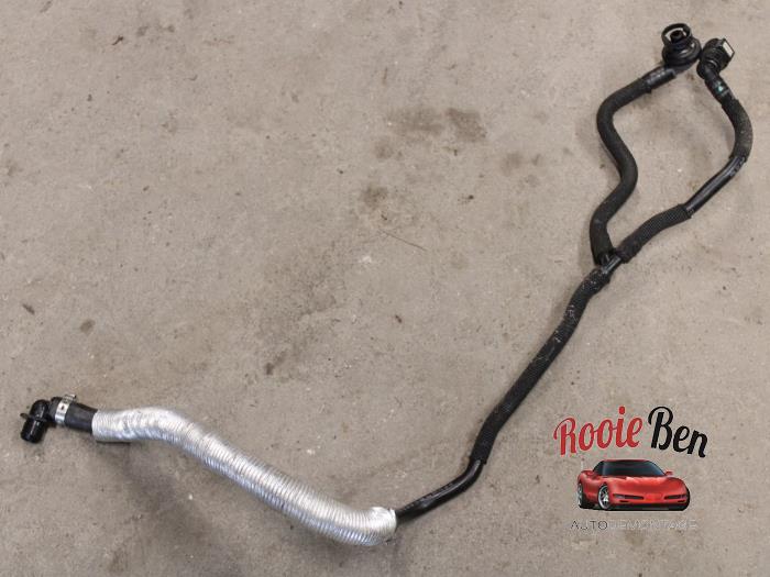 Usagé Conduit (divers) Porsche Cayenne III (9YA) 2.9 Biturbo V6 24V S Prix € 25,00 Règlement à la marge proposé par Rooie Ben autodemontage