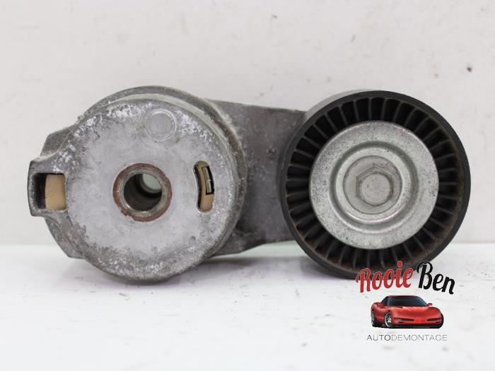 Usados Rodillo tensor correa múltiple Dodge 1500 Crew Cab (DS) 5.7 Hemi V8 4x4 Precio € 15,00 Norma de margen ofrecido por Rooie Ben autodemontage