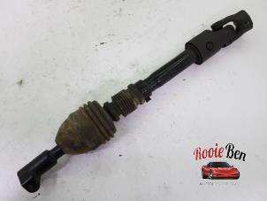 Used Transmission shaft universal joint Dodge 1500 Crew Cab (DS/DJ/D2) 5.7 Hemi V8 4x4 Price on request offered by Rooie Ben autodemontage