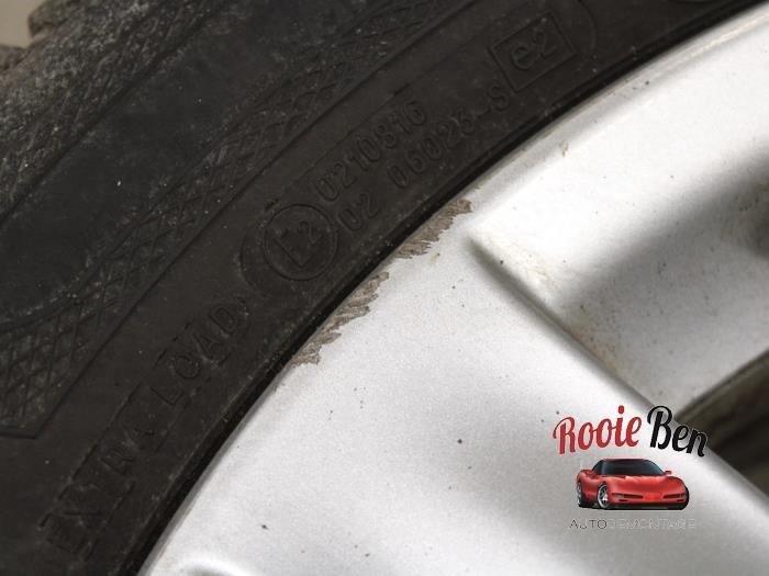 Set of sports wheels + winter tyres from a Honda Insight (ZE2) 1.3 16V VTEC 2009