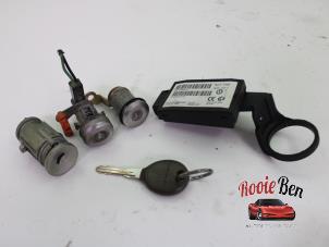 Used Set of locks Chrysler Sebring (JR) 2.7 V6 24V Price on request offered by Rooie Ben autodemontage