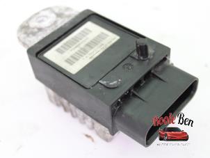 Used Cooling fan resistor Chrysler Pacifica 3.5 V6 24V AWD Price on request offered by Rooie Ben autodemontage