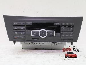 Gebrauchte Radio CD Spieler Mercedes C (W204) 2.2 C-250 CDI 16V BlueEFFICIENCY Preis auf Anfrage angeboten von Rooie Ben autodemontage
