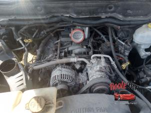 Usagé Boite de vitesses Dodge Ram 3500 Standard Cab (DR/DH/D1/DC/DM) 5.7 V8 Hemi 1500 4x2 Prix sur demande proposé par Rooie Ben autodemontage