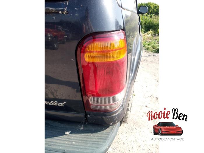 Taillight, right from a Ford (USA) Explorer (UN105/150) 4.0 V-6 4x4 2001