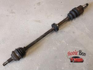 Used Front drive shaft, right Chrysler PT Cruiser Cabrio 2.4 16V Price on request offered by Rooie Ben autodemontage