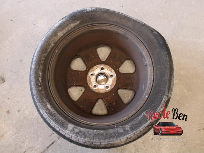 Pt Cruiser Metal Rims Sport rims set + tires - Steel OEM - Rooie Ben autodemontage
