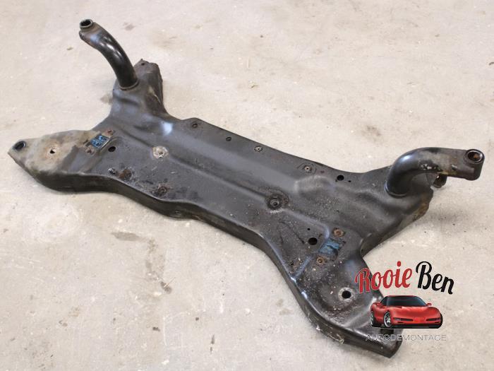Subframe from a Jeep Compass (MK49) 2.4 16V 4x4 2009