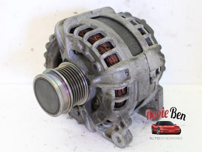 Begagnade Dynamo Volkswagen Polo VI (AW1) 1.0 TSI 12V Pris € 60,00 Marginaltabell erbjuds av Rooie Ben autodemontage