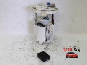 Usados Bomba eléctrica de combustible Dodge Caliber 1.8 16V Precio de solicitud ofrecido por Rooie Ben autodemontage
