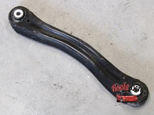 Used Rear wishbone, left Mercedes GL (X166) 4.7 GL 450 V8 32V 4-Matic Price on request offered by Rooie Ben autodemontage