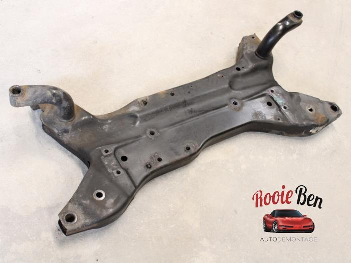 Used Subframe Dodge Caliber 1.8 16V Price € 150,00 Margin scheme offered by Rooie Ben autodemontage