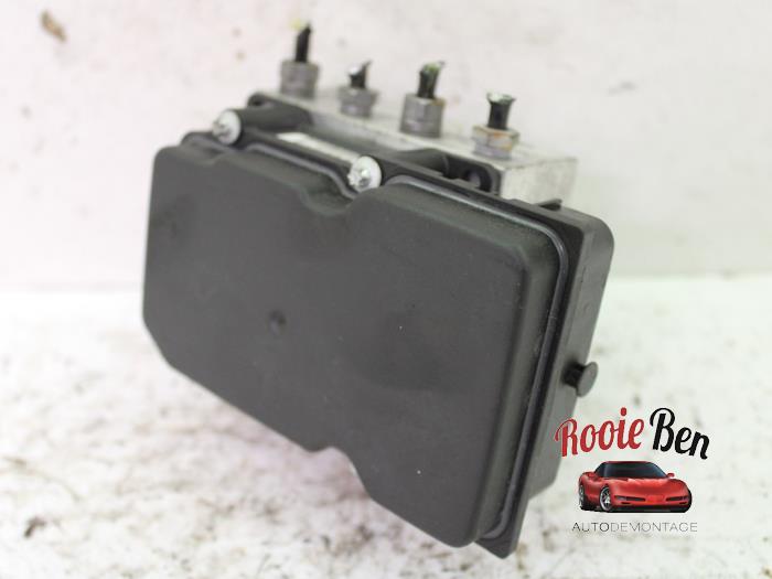 Begagnade ABS-pump Fiat Grande Punto (199) 1.2 Pris € 50,00 Marginaltabell erbjuds av Rooie Ben autodemontage
