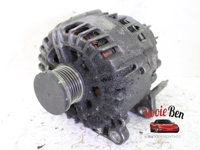 Begagnade Dynamo Volkswagen Touran (1T3) 1.4 16V TSI EcoFuel Pris € 25,00 Marginaltabell erbjuds av Rooie Ben autodemontage