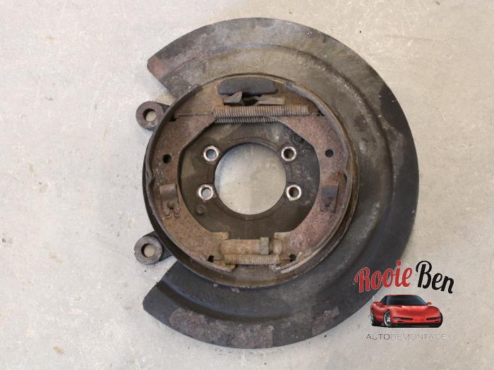 Używane Hamulec bebnowy tyl Dodge Ram 3500 Standard Cab (DR/DH/D1/DC/DM) 5.7 V8 Hemi 1500 4x2 Cena na żądanie oferowane przez Rooie Ben autodemontage