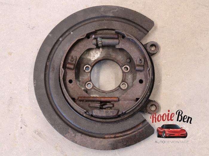 Używane Hamulec bebnowy tyl Dodge Ram 3500 Standard Cab (DR/DH/D1/DC/DM) 5.7 V8 Hemi 1500 4x2 Cena na żądanie oferowane przez Rooie Ben autodemontage