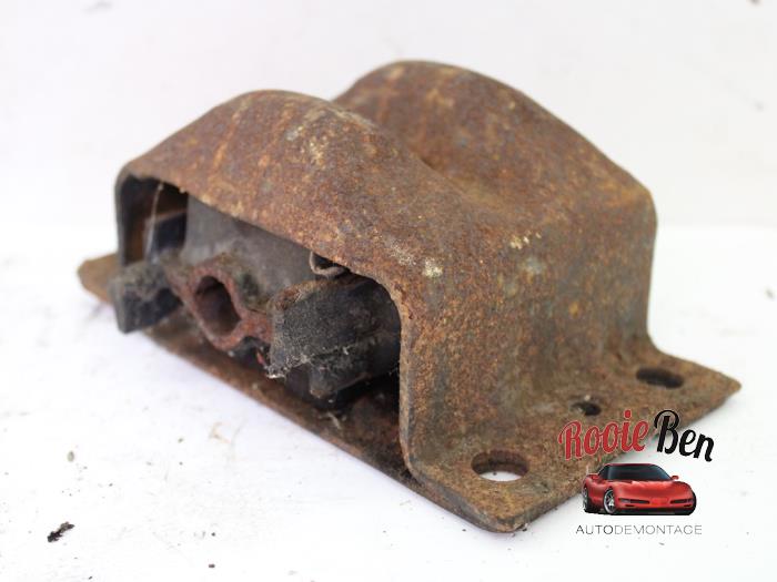 Gebrauchte Motorlager Chevrolet Chevy/Sportsvan G20 Standard Cargo 6.5 V8 Turbo Diesel EGR . Preis € 25,00 Margenregelung angeboten von Rooie Ben autodemontage