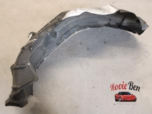 Used Wheel arch liner Dodge 1500 Crew Cab (DS/DJ/D2) 5.7 Hemi V8 4x4 Price on request offered by Rooie Ben autodemontage