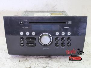 Usados Reproductor de CD y radio Suzuki Swift (ZA/ZC/ZD1/2/3/9) 1.3 VVT 16V Precio de solicitud ofrecido por Rooie Ben autodemontage