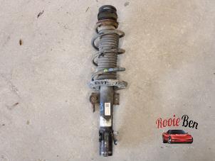 Used Front shock absorber rod, left Seat Ibiza IV SC (6J1) 1.4 16V Price on request offered by Rooie Ben autodemontage