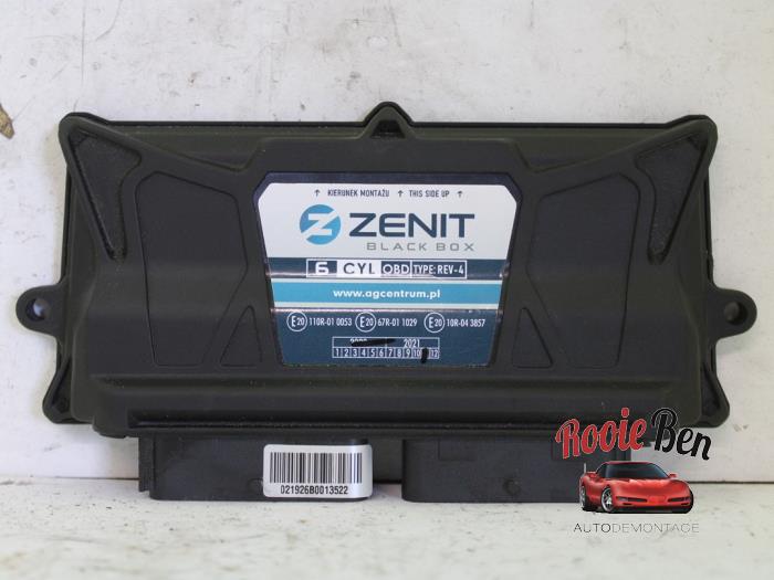 Used LPG module Lexus GS (..S16) 300 3.0 24V VVT-i Price on request offered by Rooie Ben autodemontage