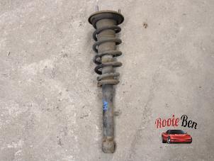 Used Front shock absorber rod, right Lexus GS (..S16) 300 3.0 24V VVT-i Price on request offered by Rooie Ben autodemontage