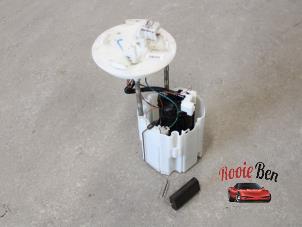 Used Electric fuel pump Chevrolet Orlando (YYM/YYW) 1.8 16V VVT Bifuel Price on request offered by Rooie Ben autodemontage