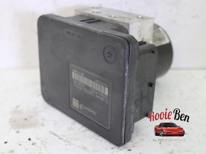 Usagé Bloc ABS Chevrolet Orlando (YYM/YYW) 1.8 16V VVT Bifuel Prix € 100,00 Règlement à la marge proposé par Rooie Ben autodemontage