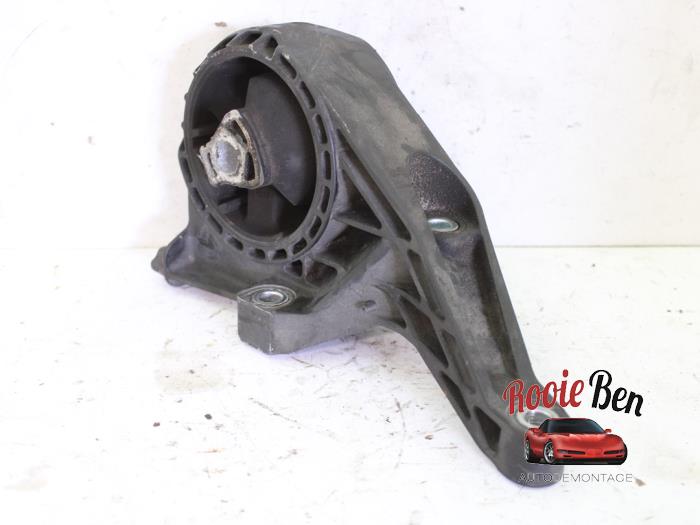 Used Engine mount Chevrolet Orlando (YYM/YYW) 1.8 16V VVT Bifuel Price € 20,00 Margin scheme offered by Rooie Ben autodemontage