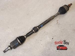 Used Front drive shaft, right Chevrolet Orlando (YYM/YYW) 1.8 16V VVT Bifuel Price on request offered by Rooie Ben autodemontage