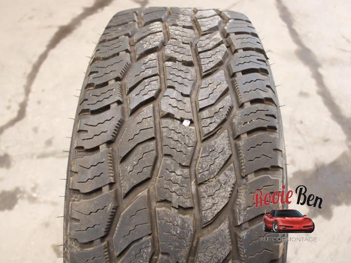 Wheel + winter tyre from a Dodge Ram 3500 Standard Cab (DR/DH/D1/DC/DM) 5.7 V8 Hemi 1500 4x4 2007