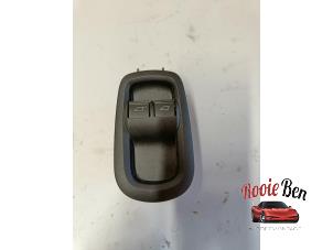 Used Multi-functional window switch Ford Transit Custom Price on request offered by Rooie Ben autodemontage
