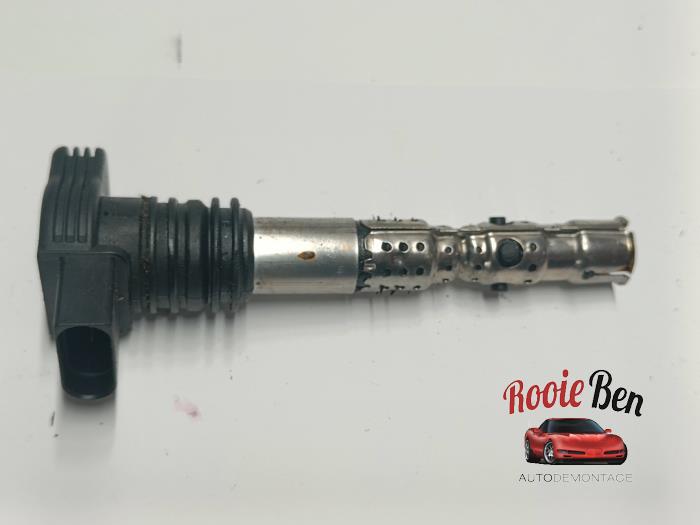 Usagé Bobine Audi A4 Avant (B7) 2.0 20V Prix € 10,00 Règlement à la marge proposé par Rooie Ben autodemontage