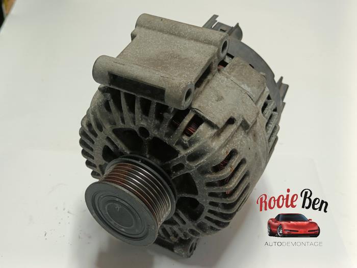 Usagé Dynamo Audi A4 Avant (B7) 2.0 20V Prix € 50,00 Règlement à la marge proposé par Rooie Ben autodemontage