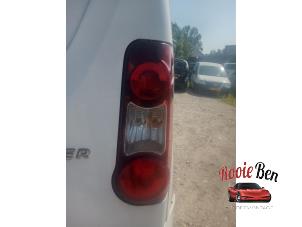 Used Taillight, right Peugeot Partner (GC/GF/GG/GJ/GK) 1.6 BlueHDI 75 Price on request offered by Rooie Ben autodemontage